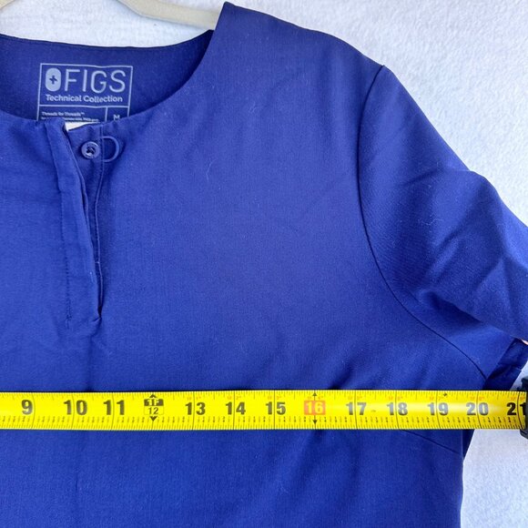 FIGS Technical Collection Scrubs Top Womens Medium Navy Medical Kasane Shirt - Picture 7 of 13